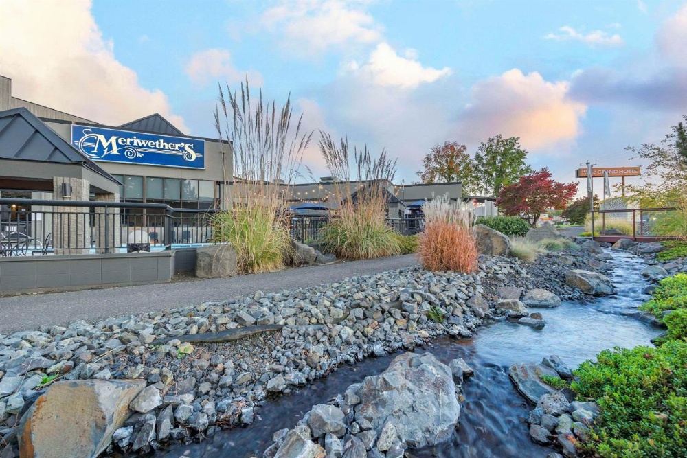 Queen Room with Two Queen Beds - Accessible/Non Smoking